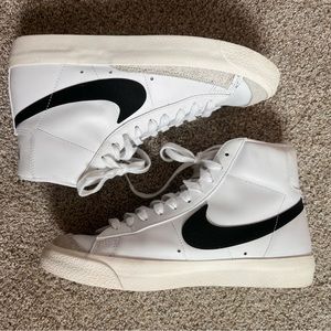 Nike blazers Women US 9